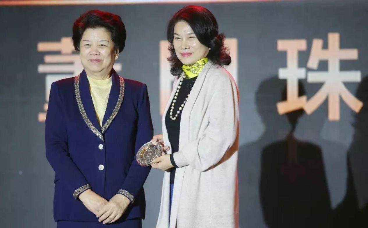 澳门6月演唱会，星光璀璨的盛宴澳门6月演唱会有哪些明星去过的呢视频播放