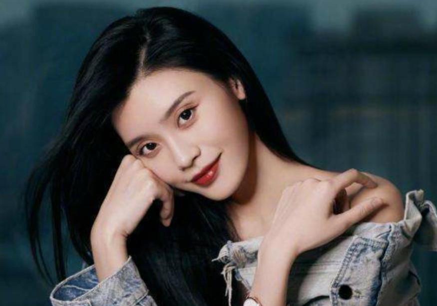澳门六块牌照,投资价值与价格探析澳门6块牌照怎么样值得买吗多少钱一张呢图片