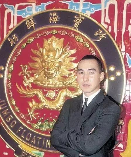 澳门六张牌照归属揭秘，图片、视频与深度解析全览记实录（上篇）赌牌风云再起，谁主沉浮？澳门六张牌照